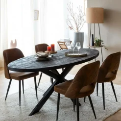 Table à manger ovale en bois de manguier Amor